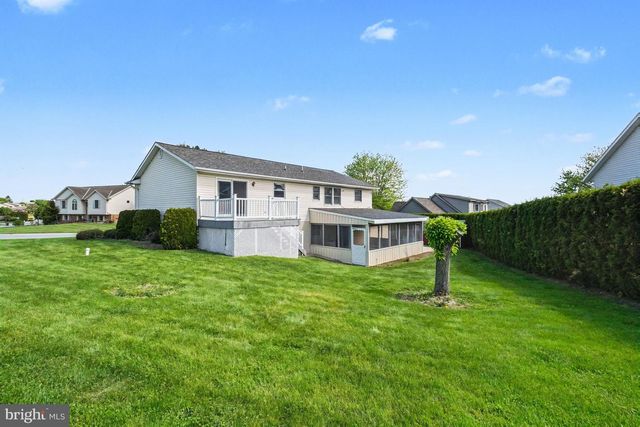18 PALM LANE, Lebanon, PA 17042