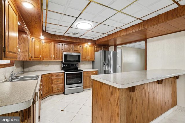 18 PALM LANE, Lebanon, PA 17042