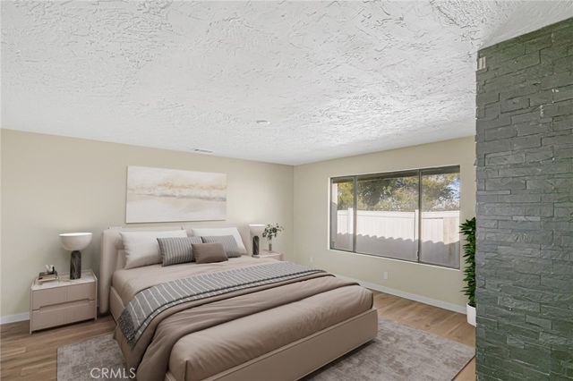 9149 Braceo Street, Oak Hills, CA 92344