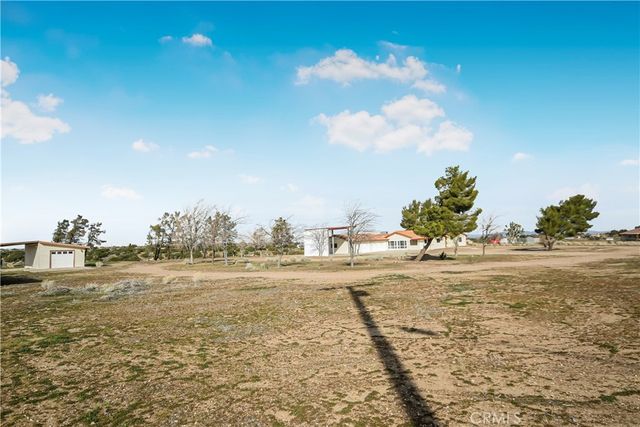 9149 Braceo Street, Oak Hills, CA 92344