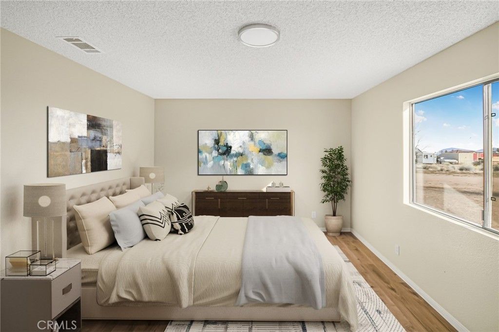 Image 11 of property listing at 9149 Braceo Street, Hesperia, CA 92344