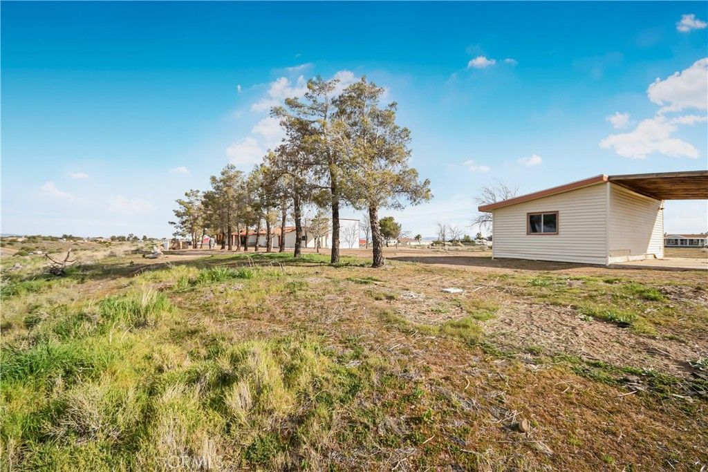 Image 30 of property listing at 9149 Braceo Street, Hesperia, CA 92344