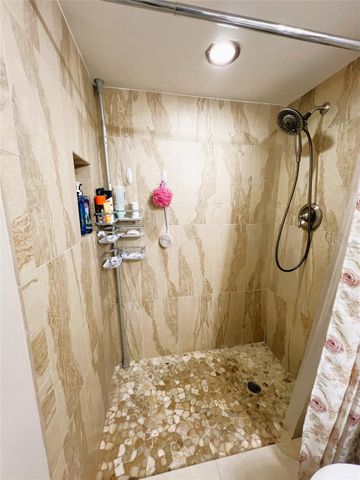 3001 Portofino Isle E-2, Coconut Creek, FL 33066