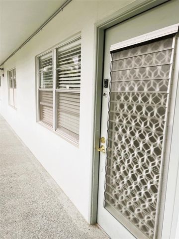 3001 Portofino Isle E-2, Coconut Creek, FL 33066