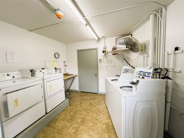 3001 Portofino Isle E-2, Coconut Creek, FL 33066