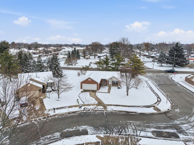 4038 Gray Arbor Way, Indianapolis, IN 46237