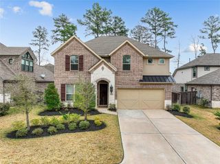 155 N Cadence Hills Loop, Conroe, TX 77318