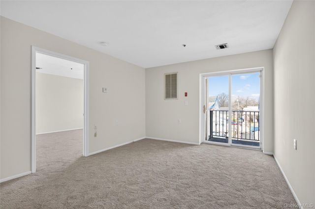 54 School Street 314, Westbury, NY 11590