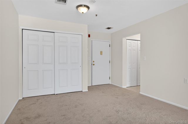 54 School Street 314, Westbury, NY 11590