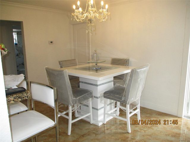 9330 NW 10th Street, Pembroke Pines, FL 33024