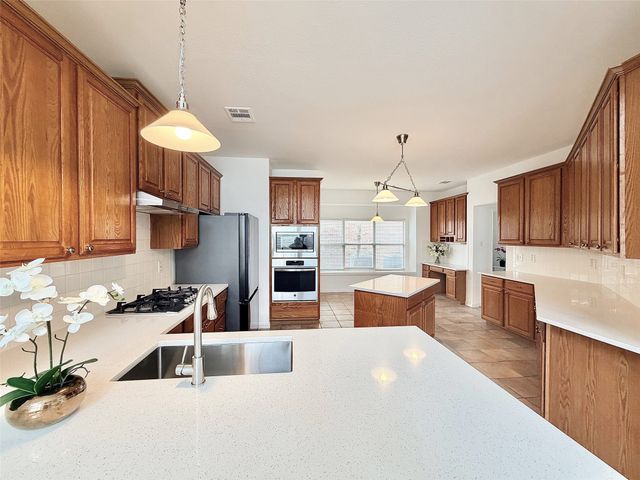 2308 Windy Ridge Court, Plano, TX 75025