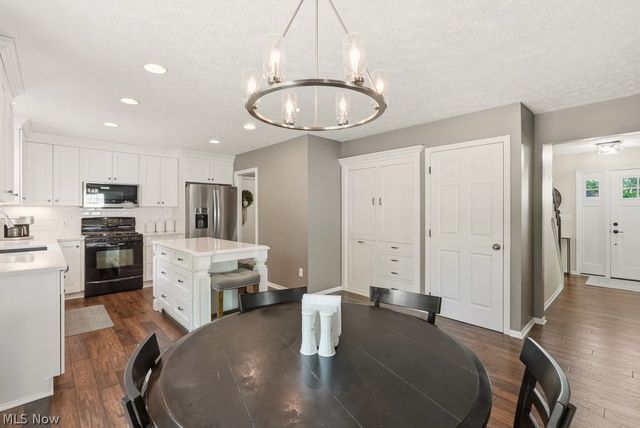 709 Norbury Drive, Hudson, OH 44236