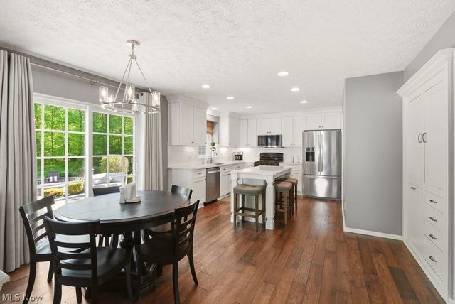 709 Norbury Drive, Hudson, OH 44236