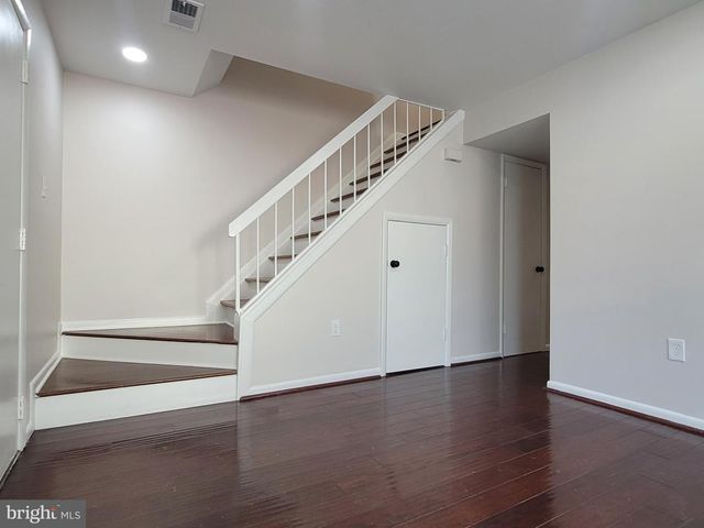 5674 OAK TANAGER CT, Burke, VA 22015