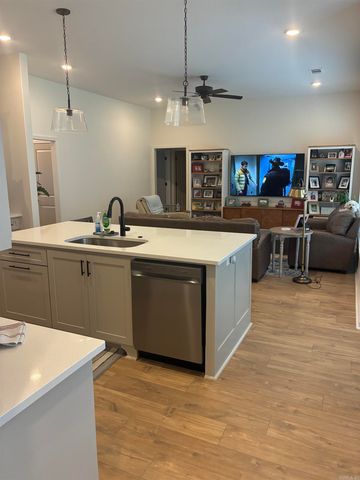 6041 Midway Avenue, Alexander, AR 72002