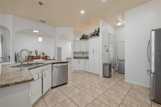 1907 W MOHAWK AVENUE, Tampa, FL 33603