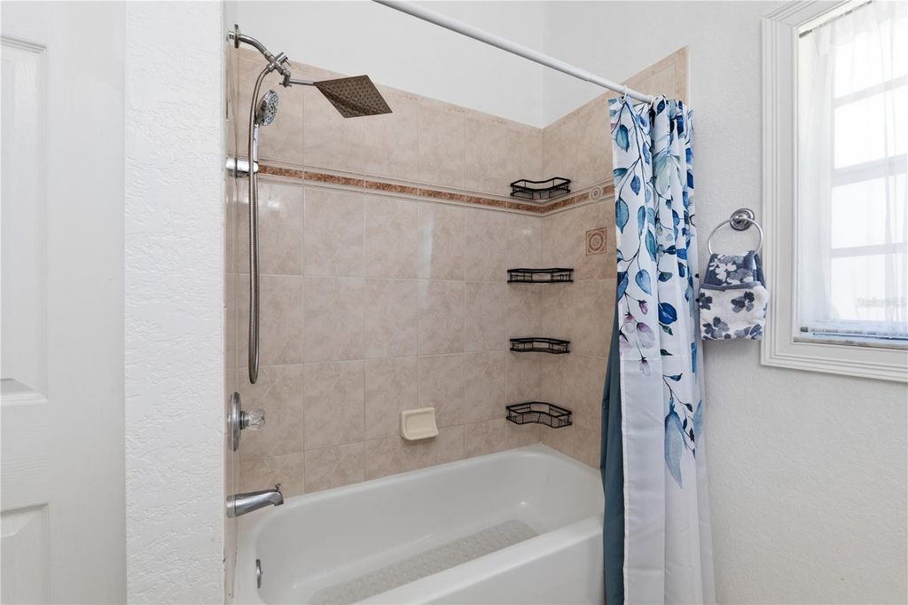 Image 12 of property listing at 1907 W MOHAWK AVENUE, Tampa, FL 33603