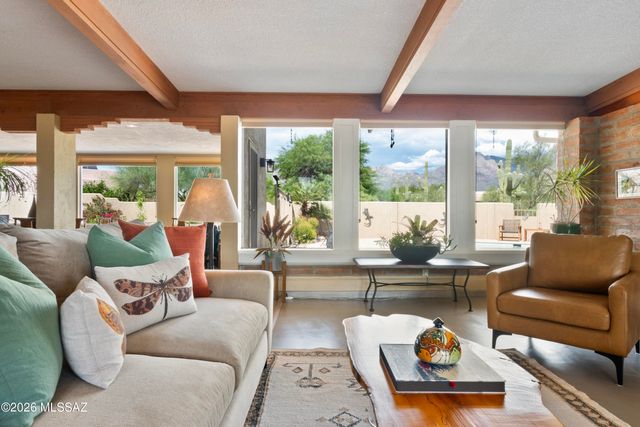 6010 N Canyon Drive, Tucson, AZ 85704