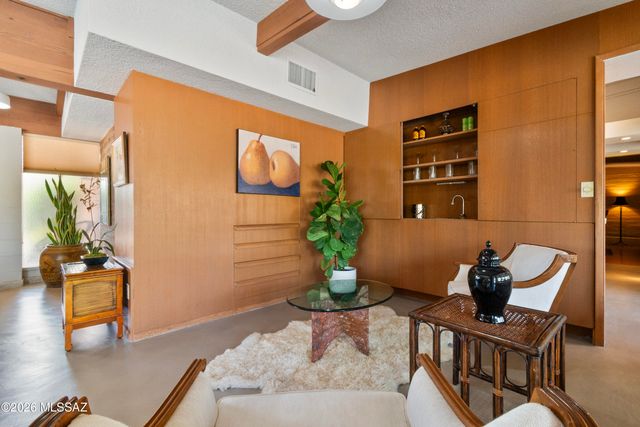 6010 N Canyon Drive, Tucson, AZ 85704