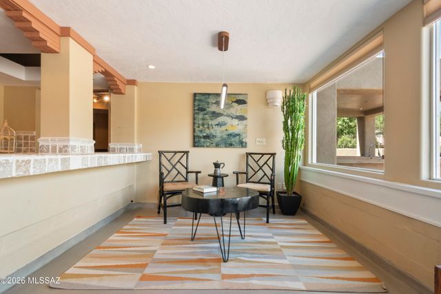 6010 N Canyon Drive, Tucson, AZ 85704