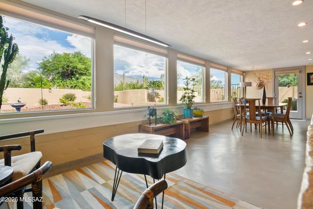 6010 N Canyon Drive, Tucson, AZ 85704