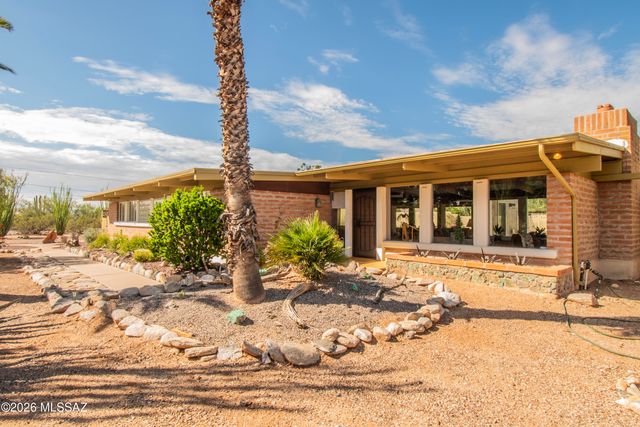 6010 N Canyon Drive, Tucson, AZ 85704