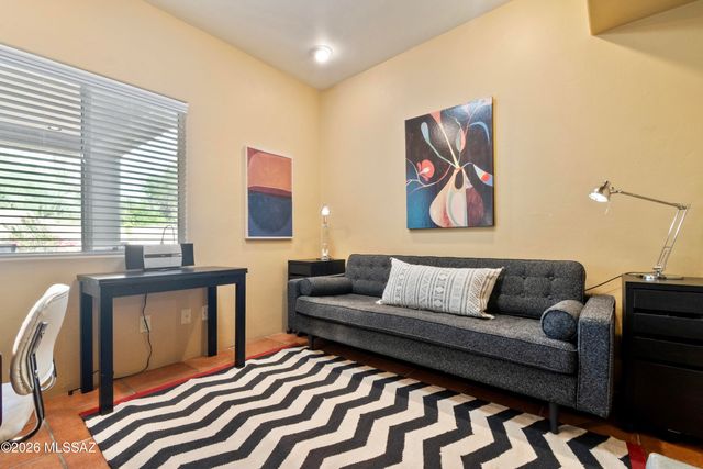 6010 N Canyon Drive, Tucson, AZ 85704