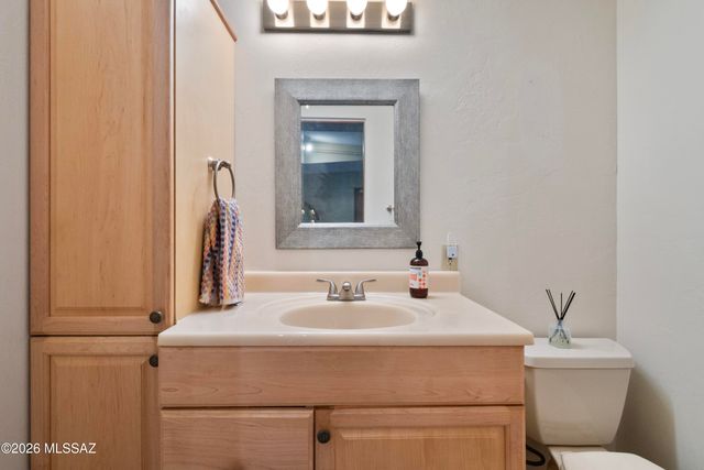 6010 N Canyon Drive, Tucson, AZ 85704