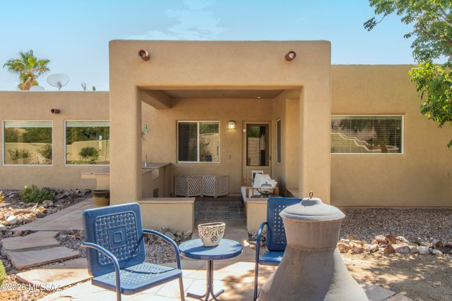 6010 N Canyon Drive, Tucson, AZ 85704