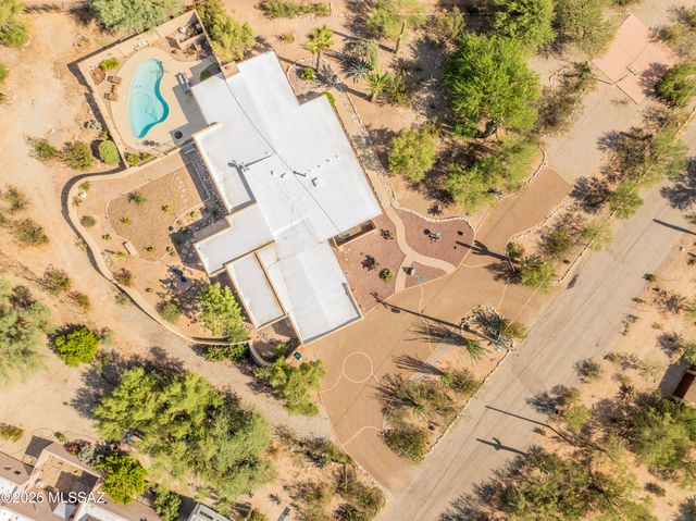 6010 N Canyon Drive, Tucson, AZ 85704