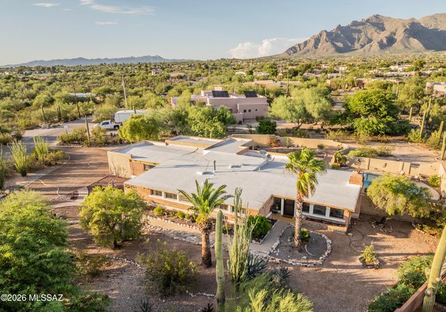 6010 N Canyon Drive, Tucson, AZ 85704
