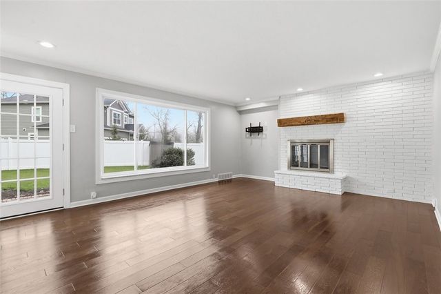 1013 El Rancho Dr, Green Tree, PA 15220