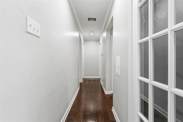 1013 El Rancho Dr, Green Tree, PA 15220