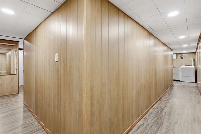 1013 El Rancho Dr, Green Tree, PA 15220