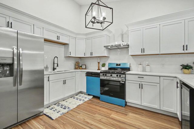 6949 Ash Place, Gary, IN 46403