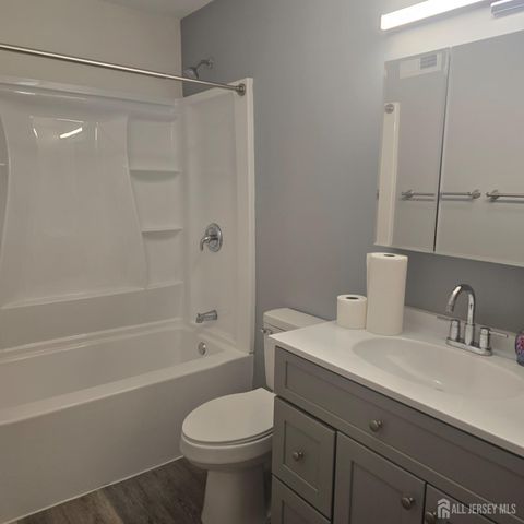 3 Sweetgum Court, South Brunswick, NJ 08824