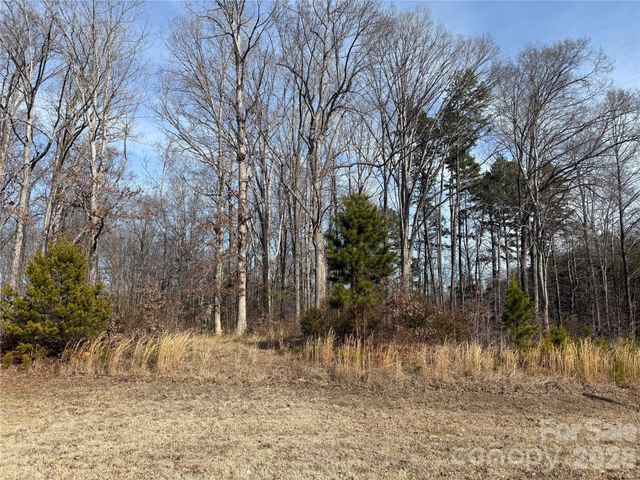 868 Bellegray Road, Clover, SC 29710