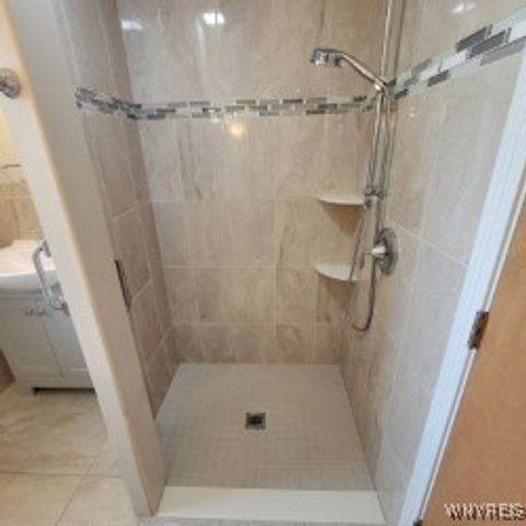 1220 Campbell Boulevard, Amherst, NY 14228