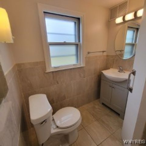 1220 Campbell Boulevard, Amherst, NY 14228