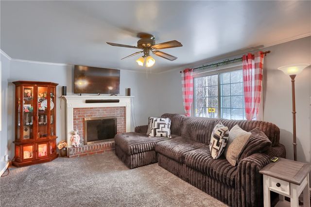 2011 Tony St, Shenango Twp, PA 16101