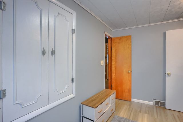 2011 Tony St, Shenango Twp, PA 16101