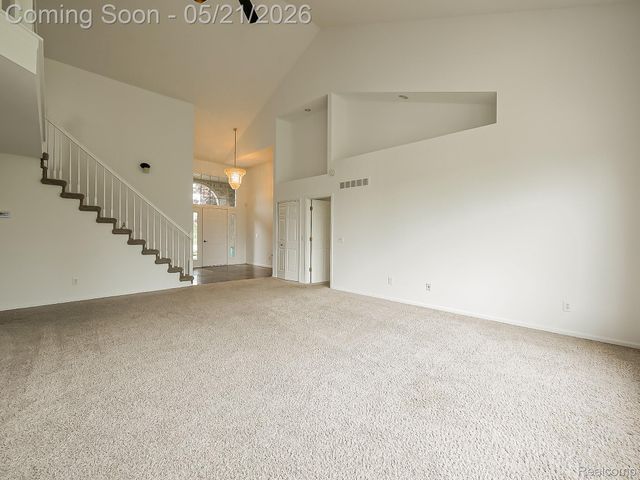 14001 Wayford Run, Shelby Charter Township, MI 48315