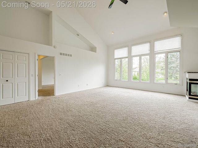 14001 Wayford Run, Shelby Charter Township, MI 48315