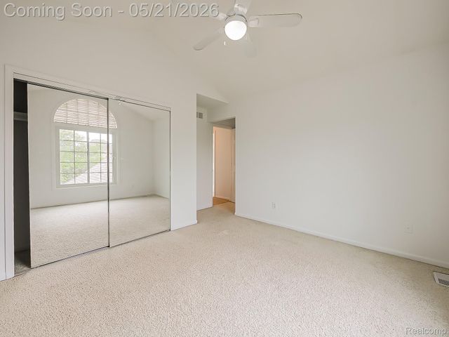 14001 Wayford Run, Shelby Charter Township, MI 48315