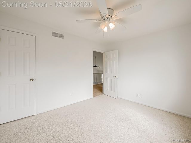 14001 Wayford Run, Shelby Charter Township, MI 48315