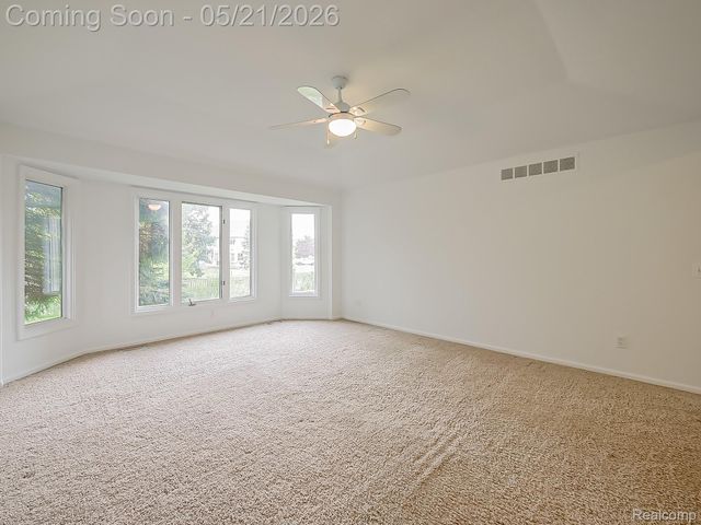 14001 Wayford Run, Shelby Charter Township, MI 48315