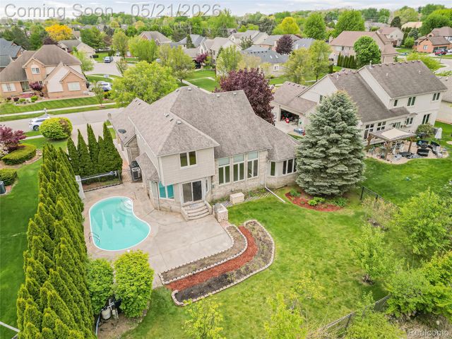 14001 Wayford Run, Shelby Charter Township, MI 48315