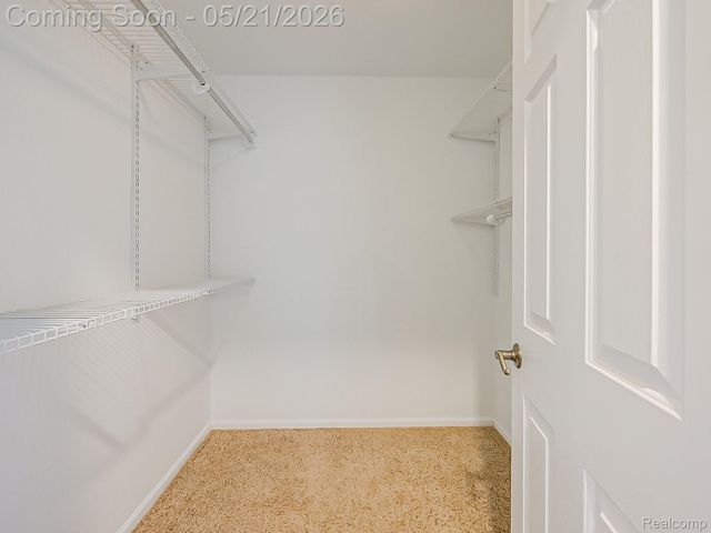 14001 Wayford Run, Shelby Charter Township, MI 48315
