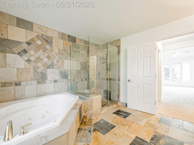 14001 Wayford Run, Shelby Charter Township, MI 48315