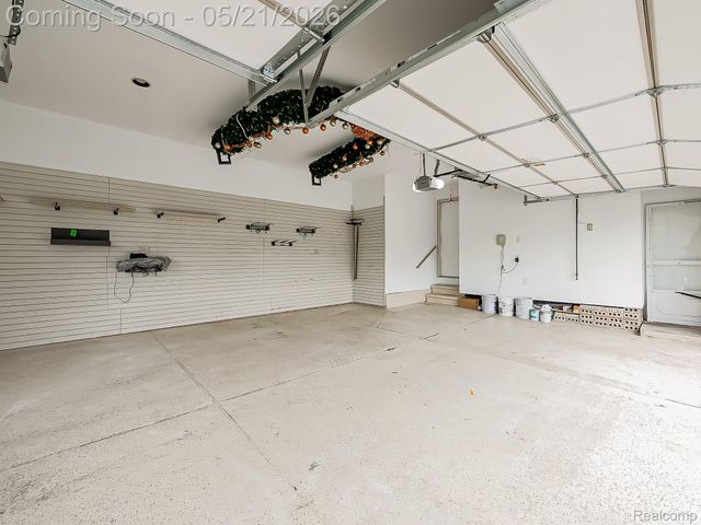 14001 Wayford Run, Shelby Charter Township, MI 48315